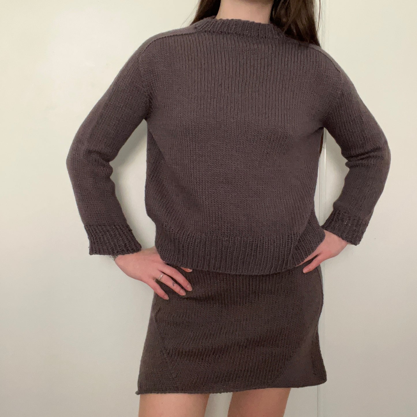 EN- Alma bundle pullover + skirt